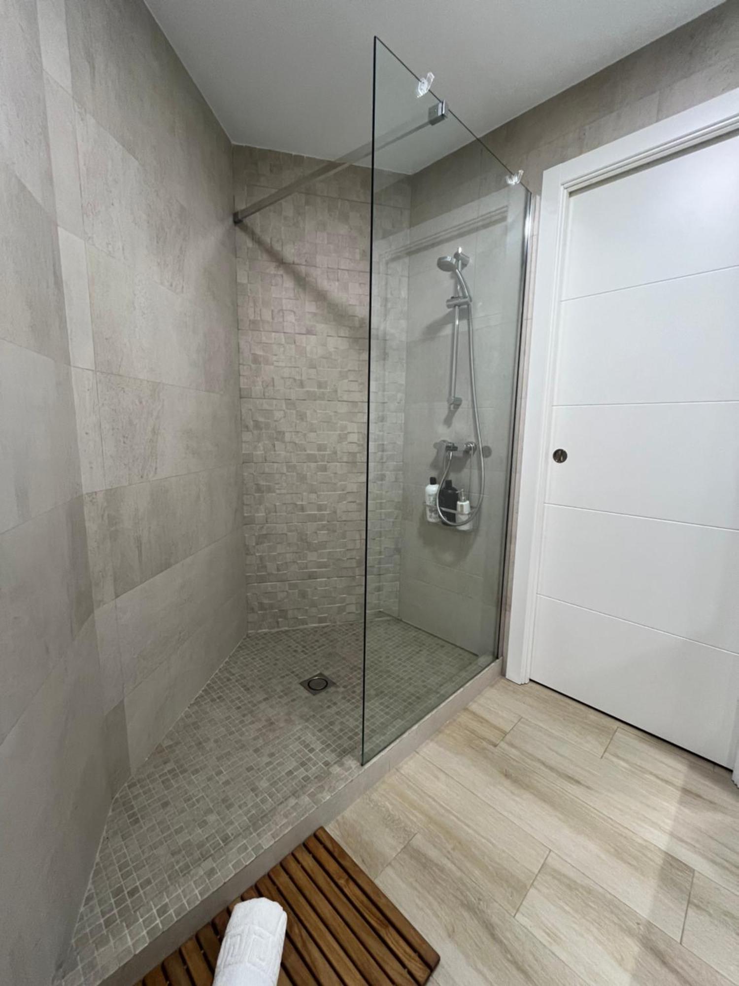 Fantastico Apartamento Suite en centro de Granada Exterior foto